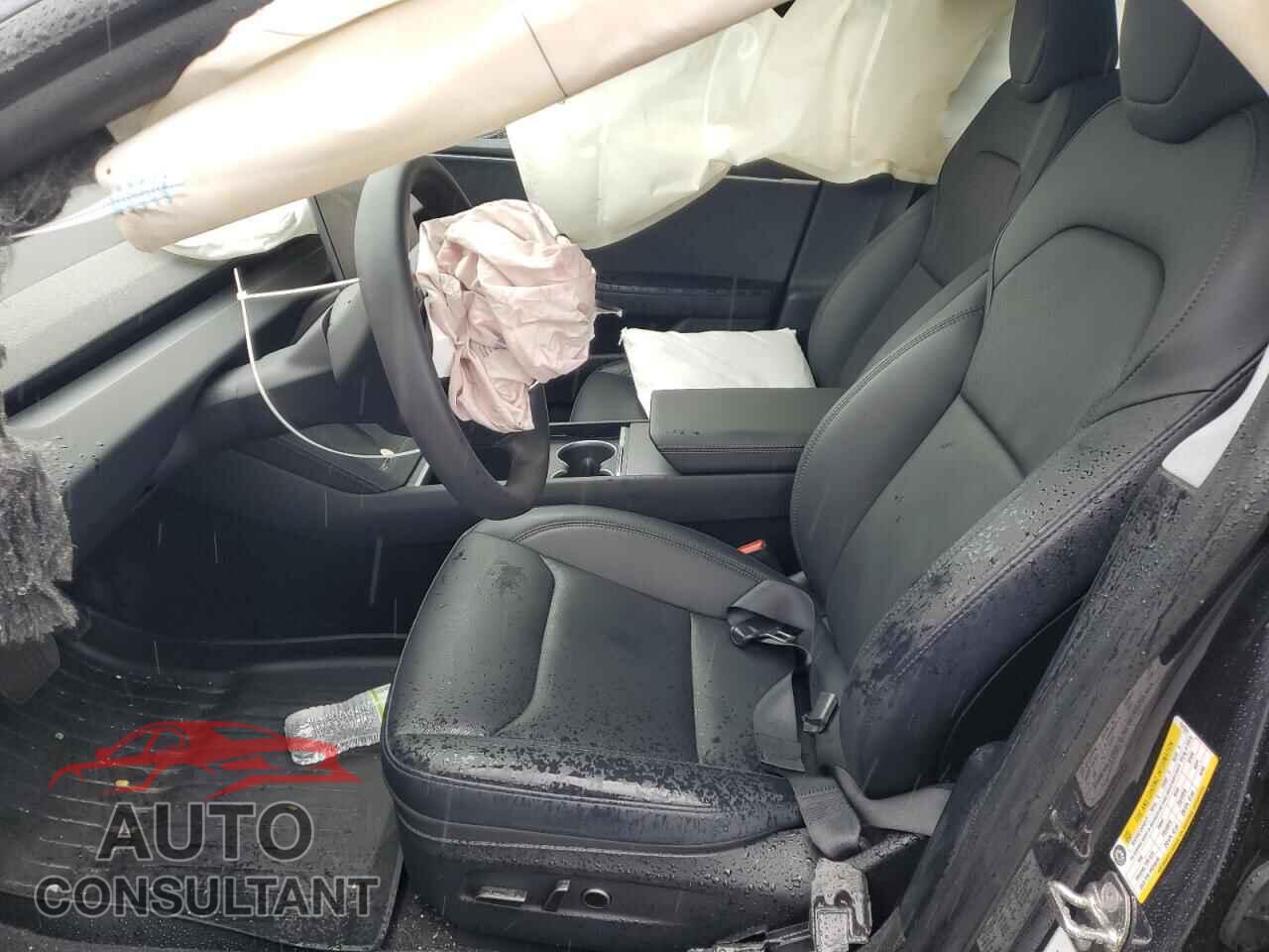 TESLA MODEL 3 2024 - 5YJ3E1EB7RF794394