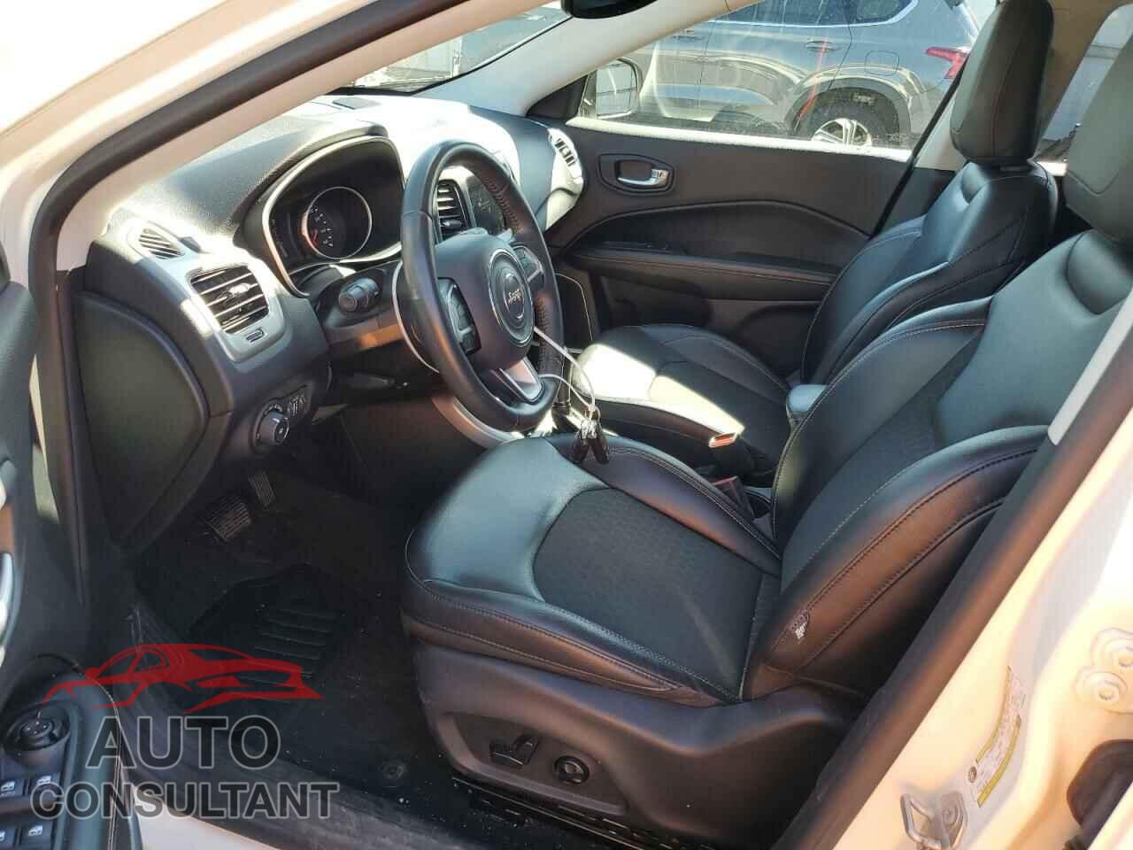 JEEP COMPASS 2018 - 3C4NJDBB9JT336954
