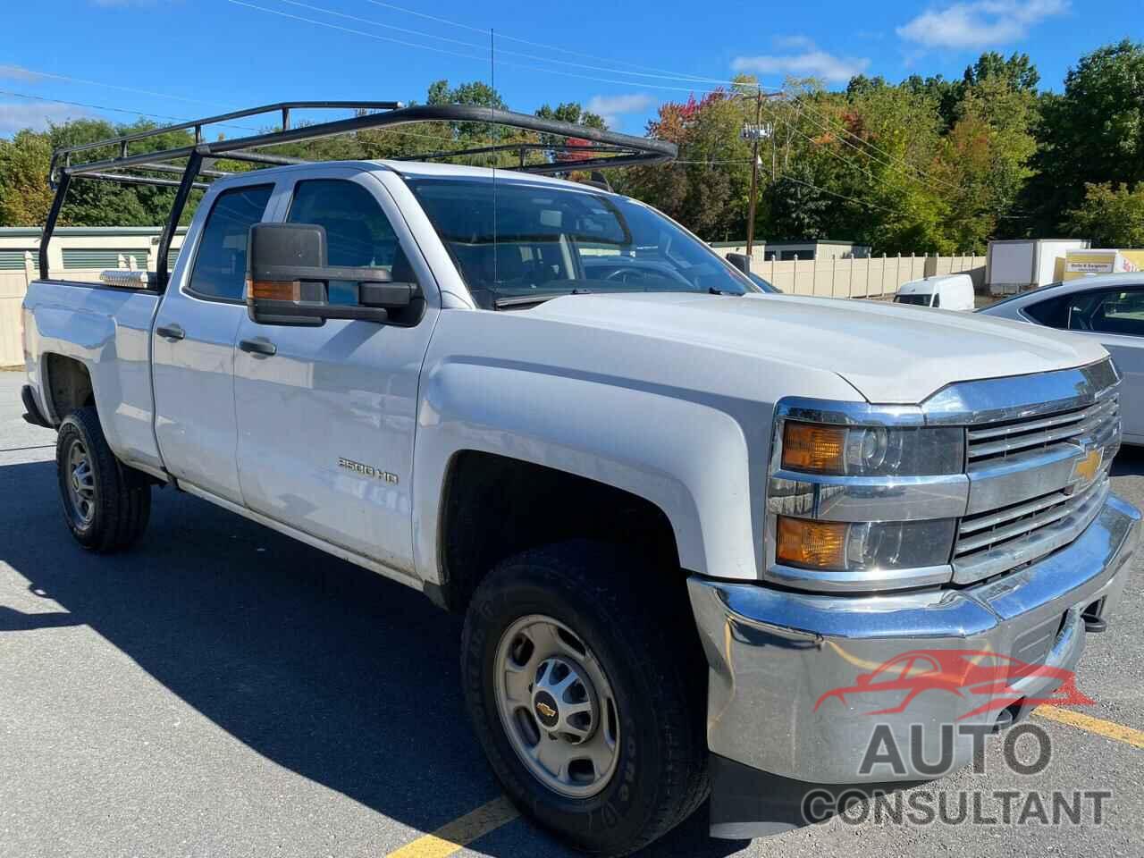 CHEVROLET SILVERADO 2018 - 1GC2CUEG4JZ351214