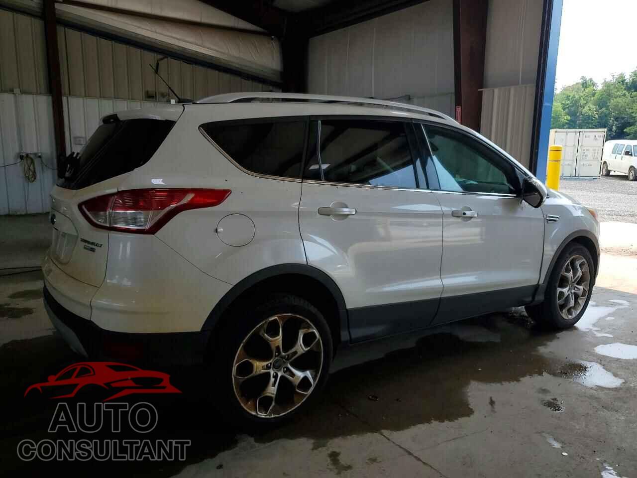 FORD ESCAPE 2013 - 1FMCU9J98DUA02575