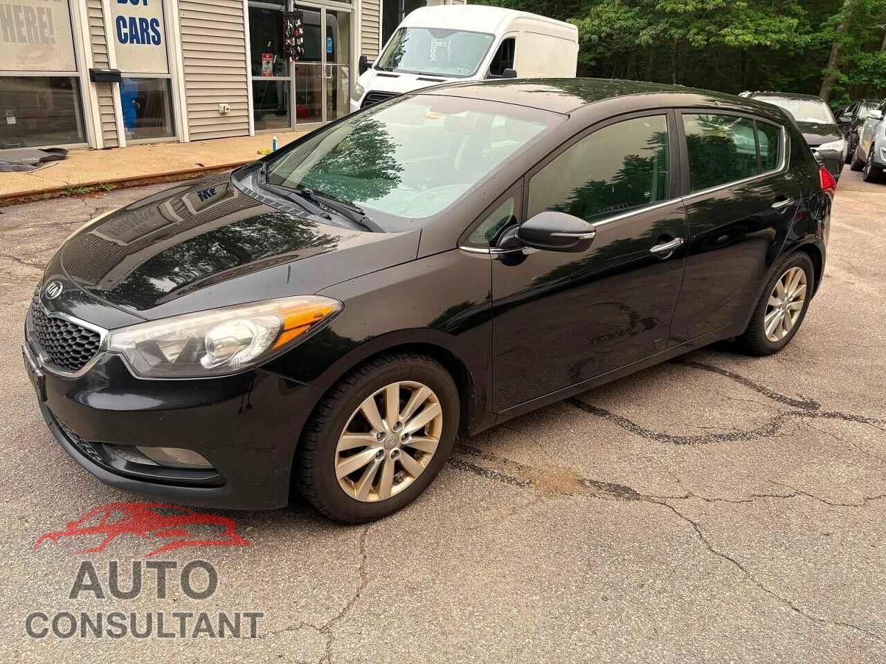 KIA FORTE 2015 - KNAFX5A85F5319331