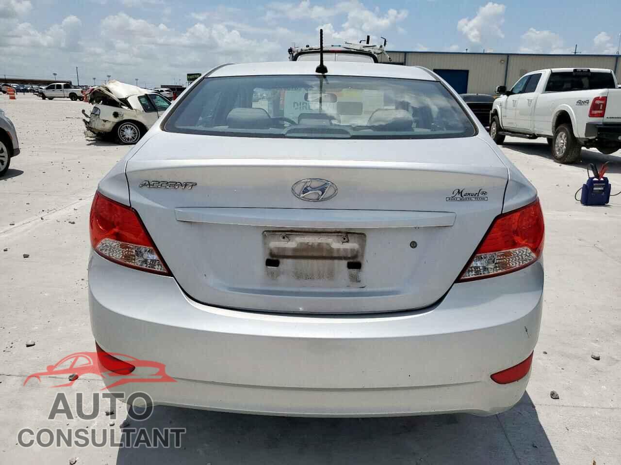 HYUNDAI ACCENT 2012 - KMHCU4AE1CU057576