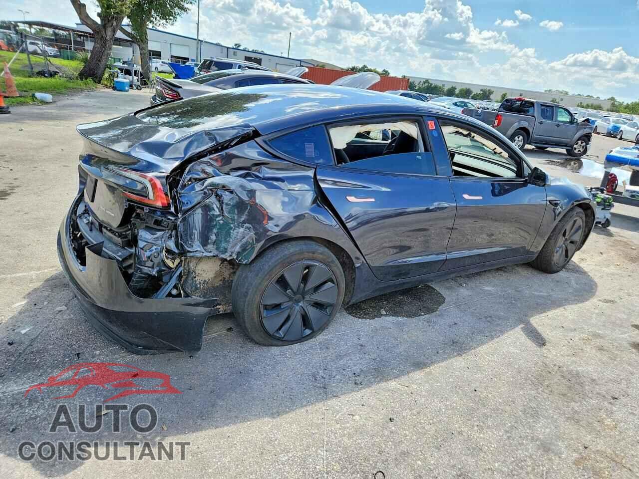 TESLA MODEL 3 2025 - 5YJ3E1EBXSF884130