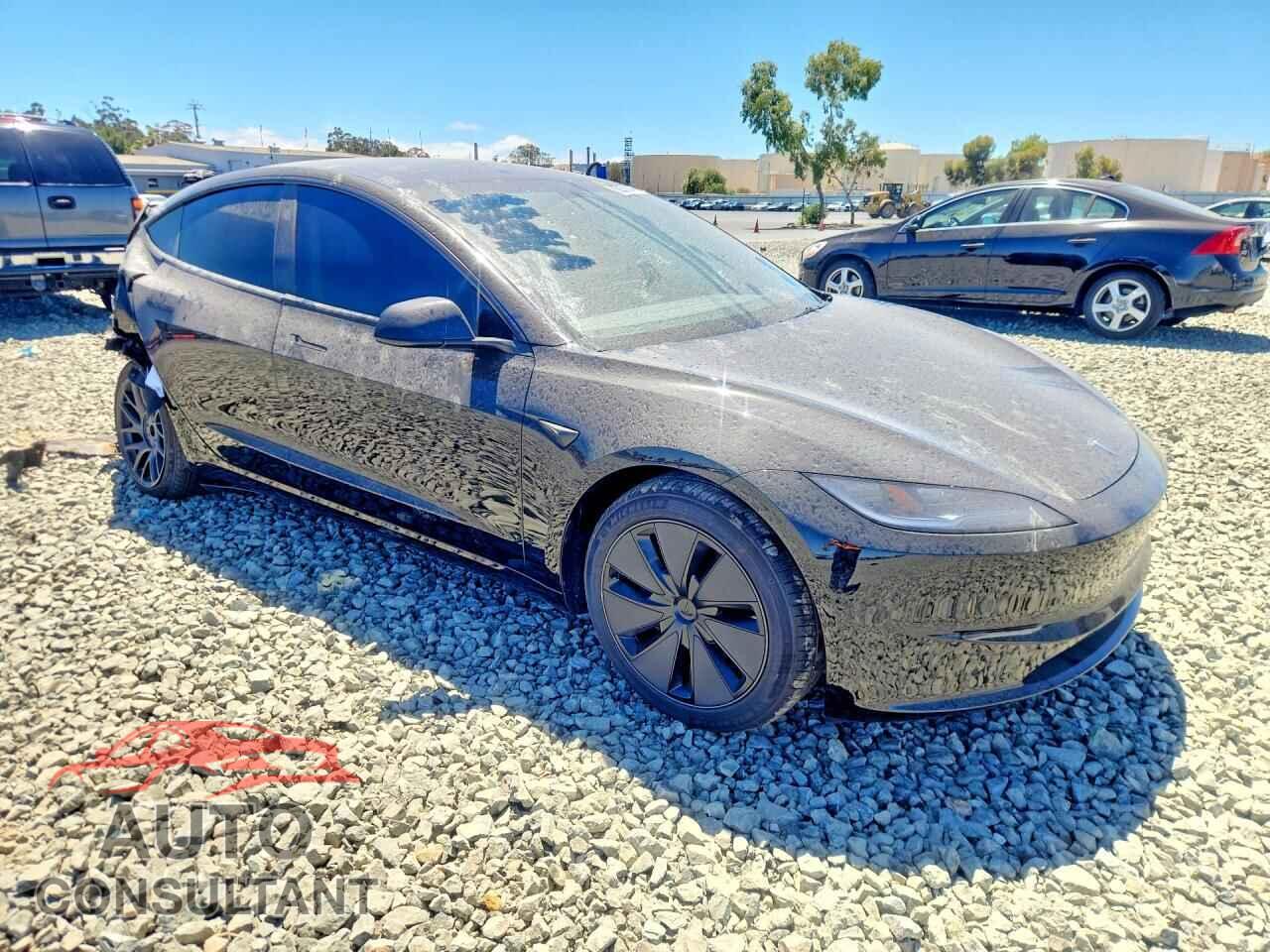 TESLA MODEL 3 2025 - 5YJ3E1EA8SF017588