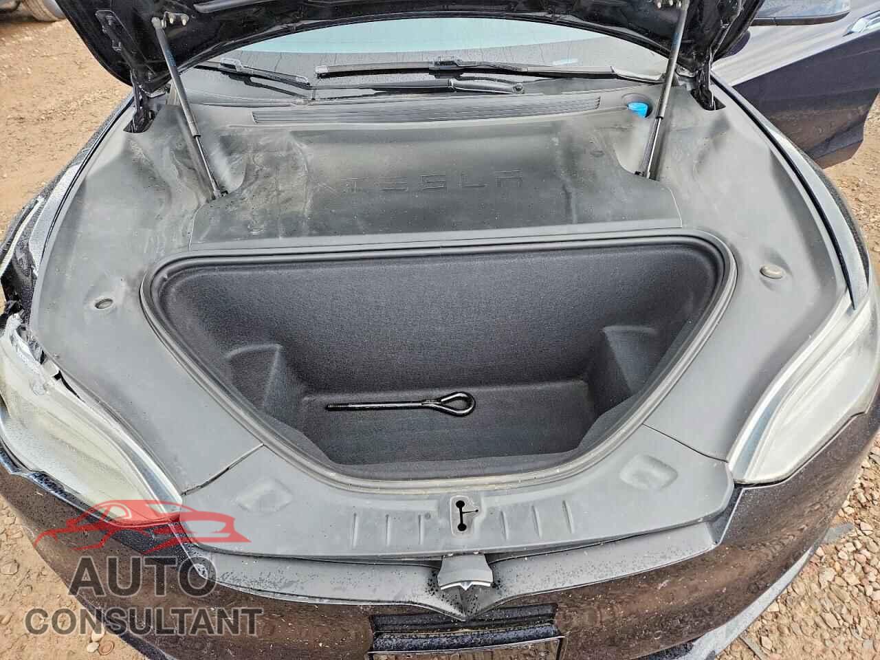 TESLA MODEL S 2017 - 5YJSA1E22HF229900
