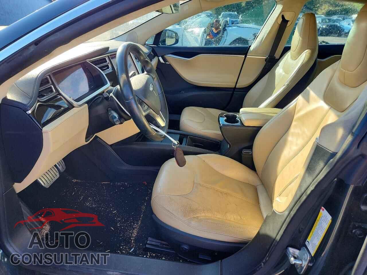 TESLA MODEL S 2014 - 5YJSA1H16EFP32943