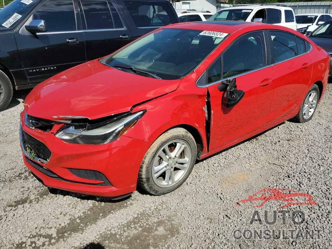 CHEVROLET CRUZE 2018 - 1G1BE5SM0J7235684