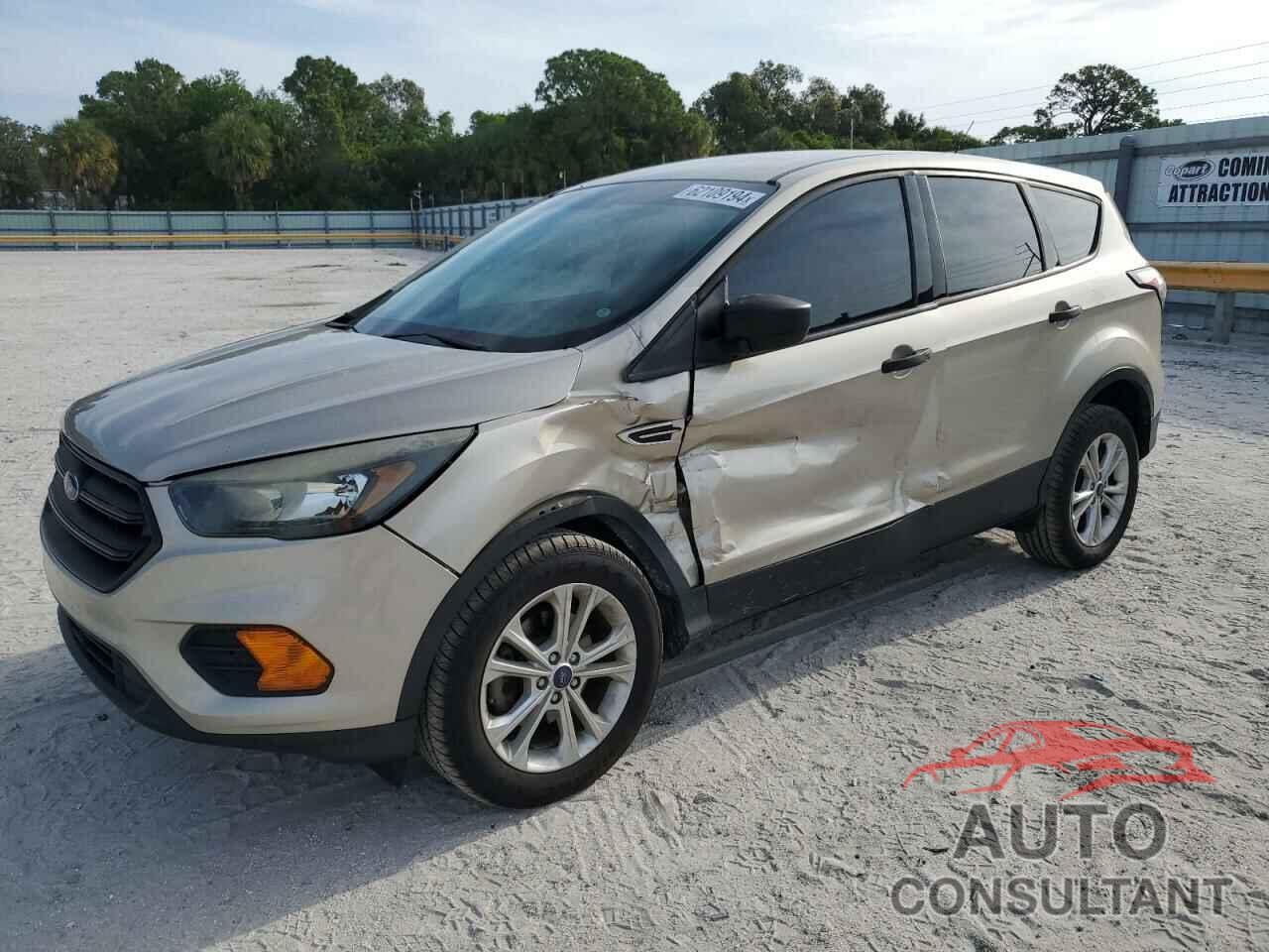 FORD ESCAPE 2018 - 1FMCU0F74JUA27973