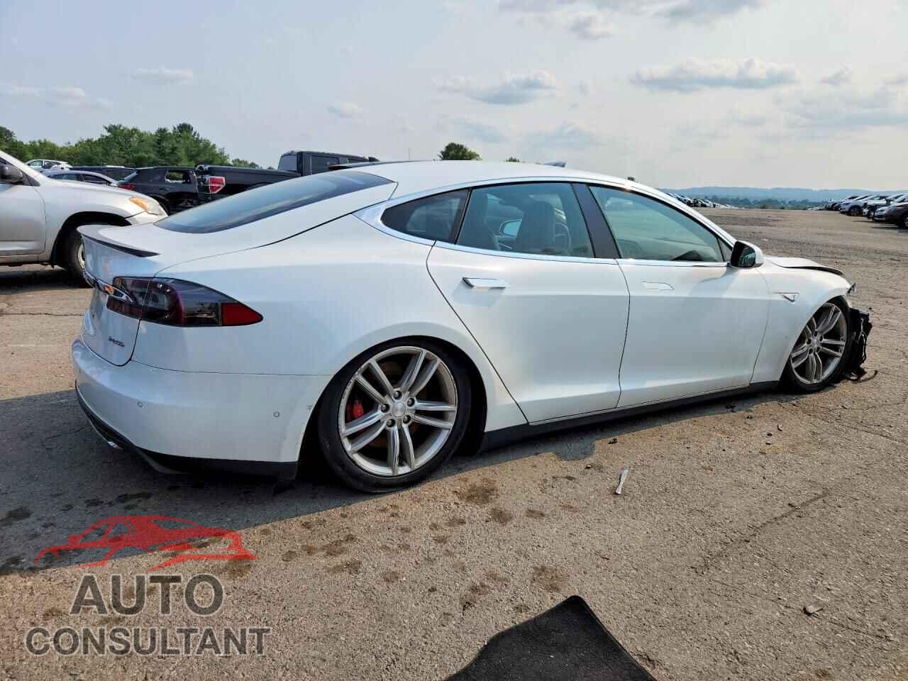 TESLA MODEL S 2015 - 5YJSA1H49FF098040