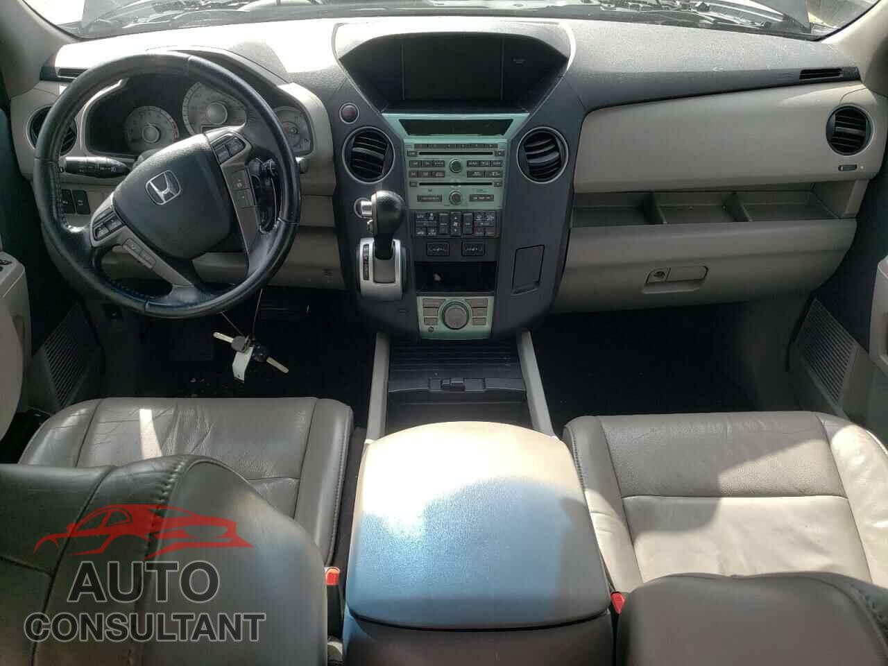 HONDA PILOT 2011 - 5FNYF4H91BB062460