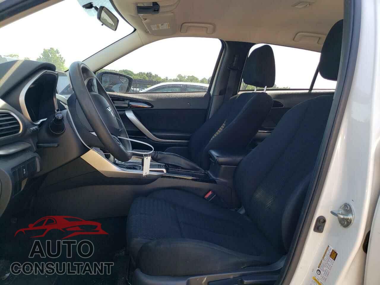 MITSUBISHI ECLIPSE 2019 - JA4AT4AA5KZ020179