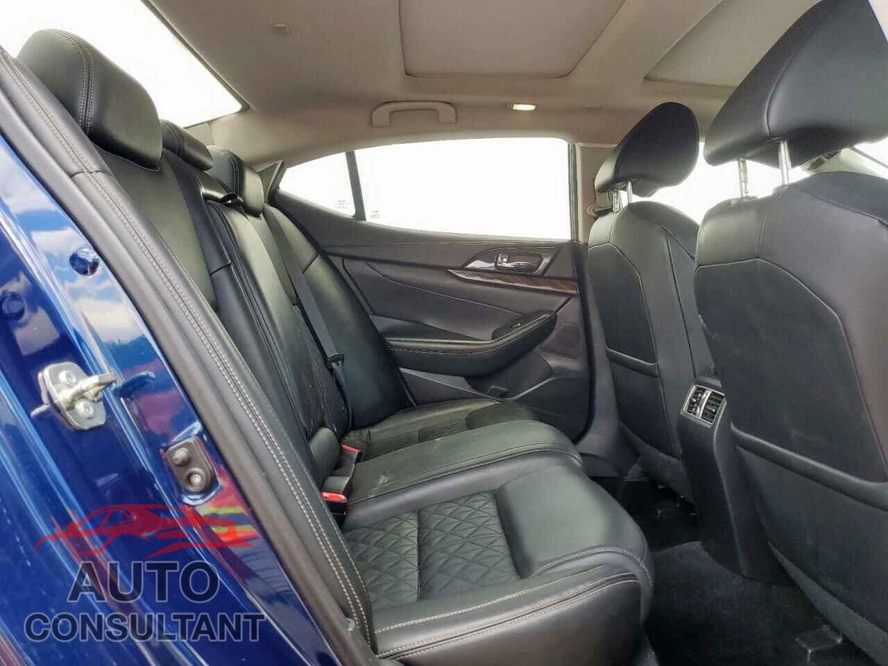 NISSAN MAXIMA 2016 - 1N4AA6AP1GC429629