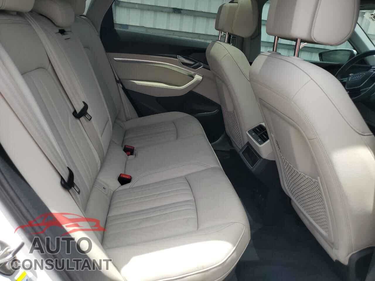 AUDI E-TRON 2021 - WA1AAAGE2MB012681