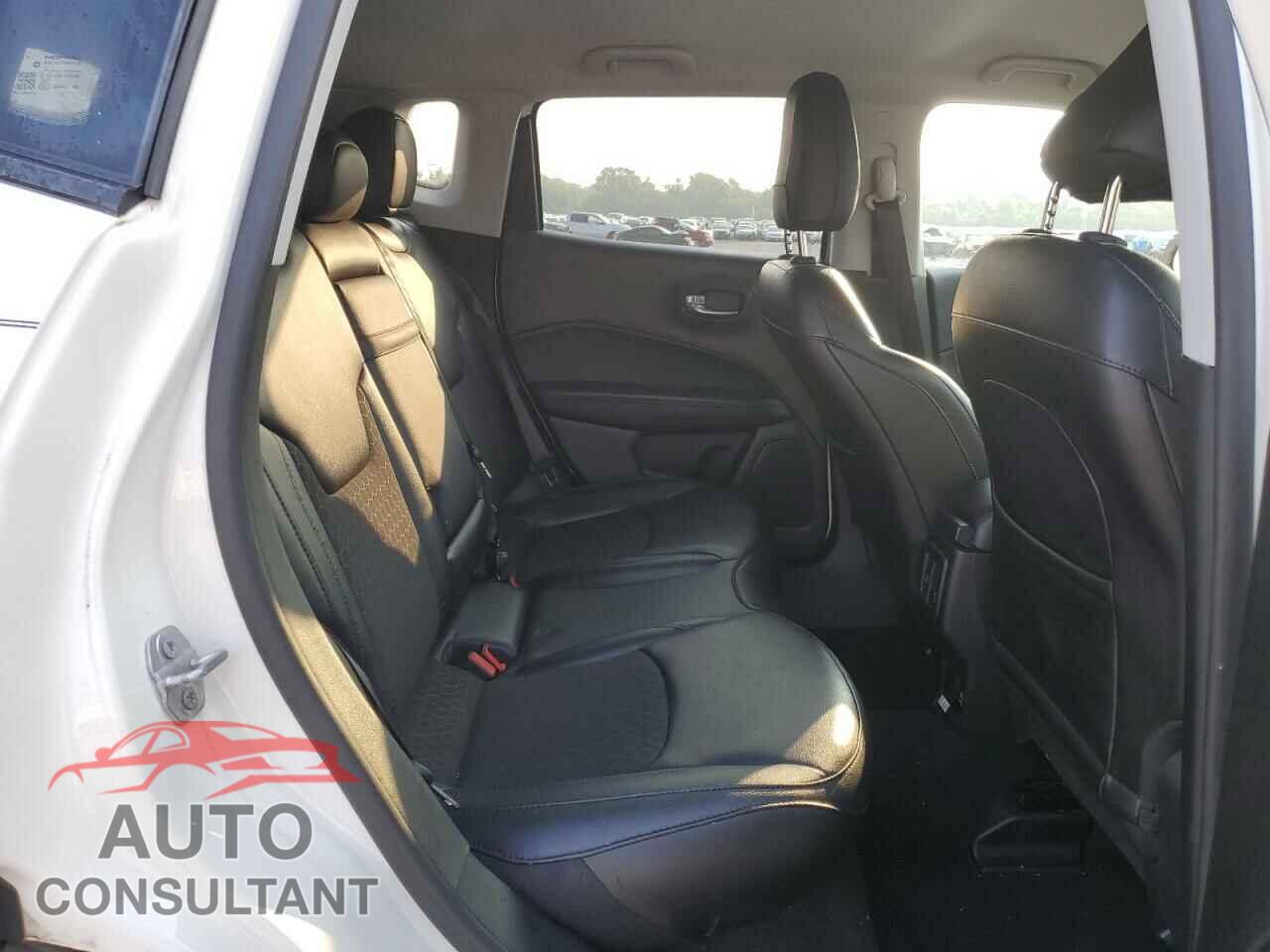 JEEP COMPASS 2019 - 3C4NJDBB1KT653404