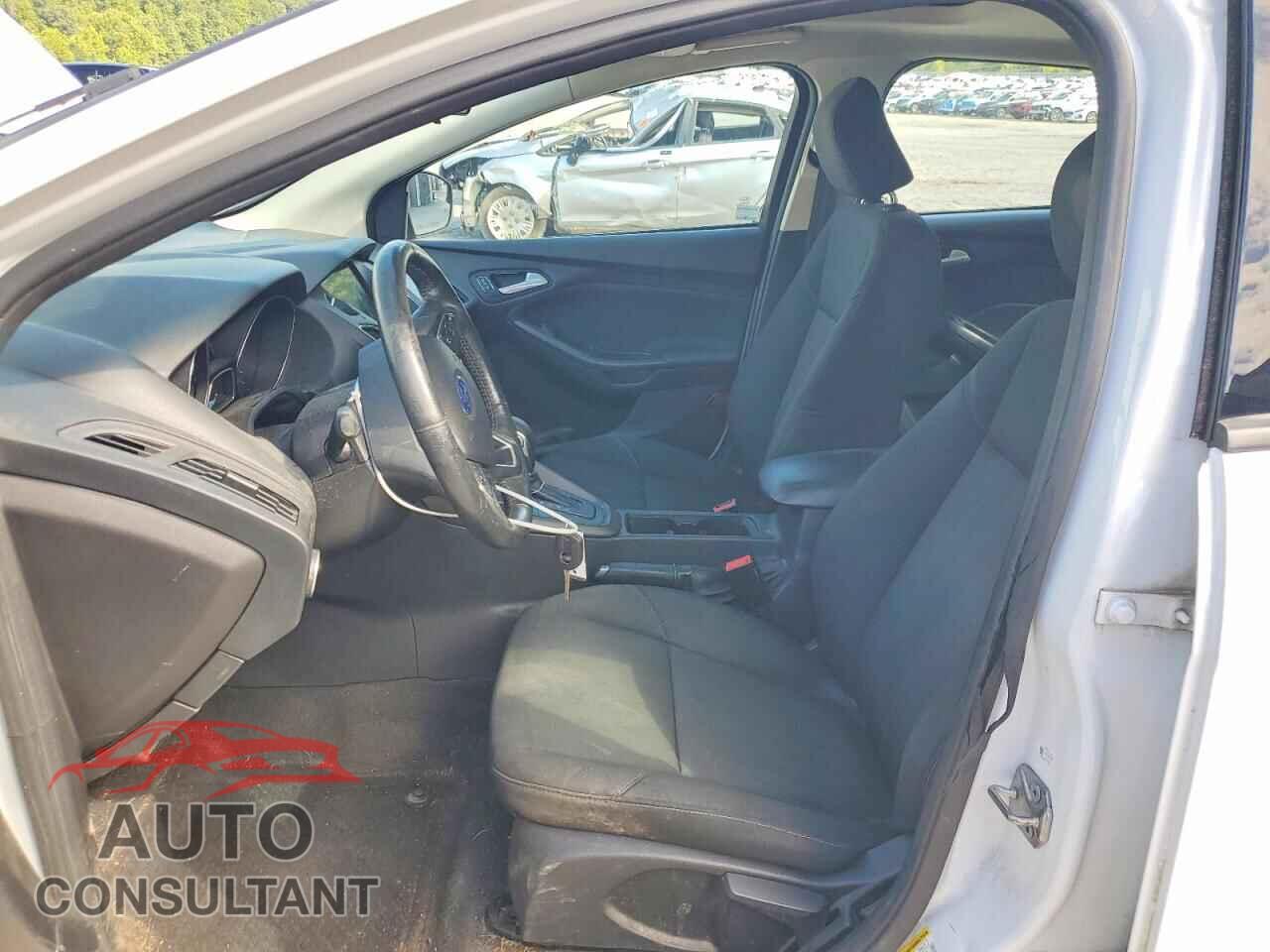 FORD FOCUS 2017 - 1FADP3H28HL219051