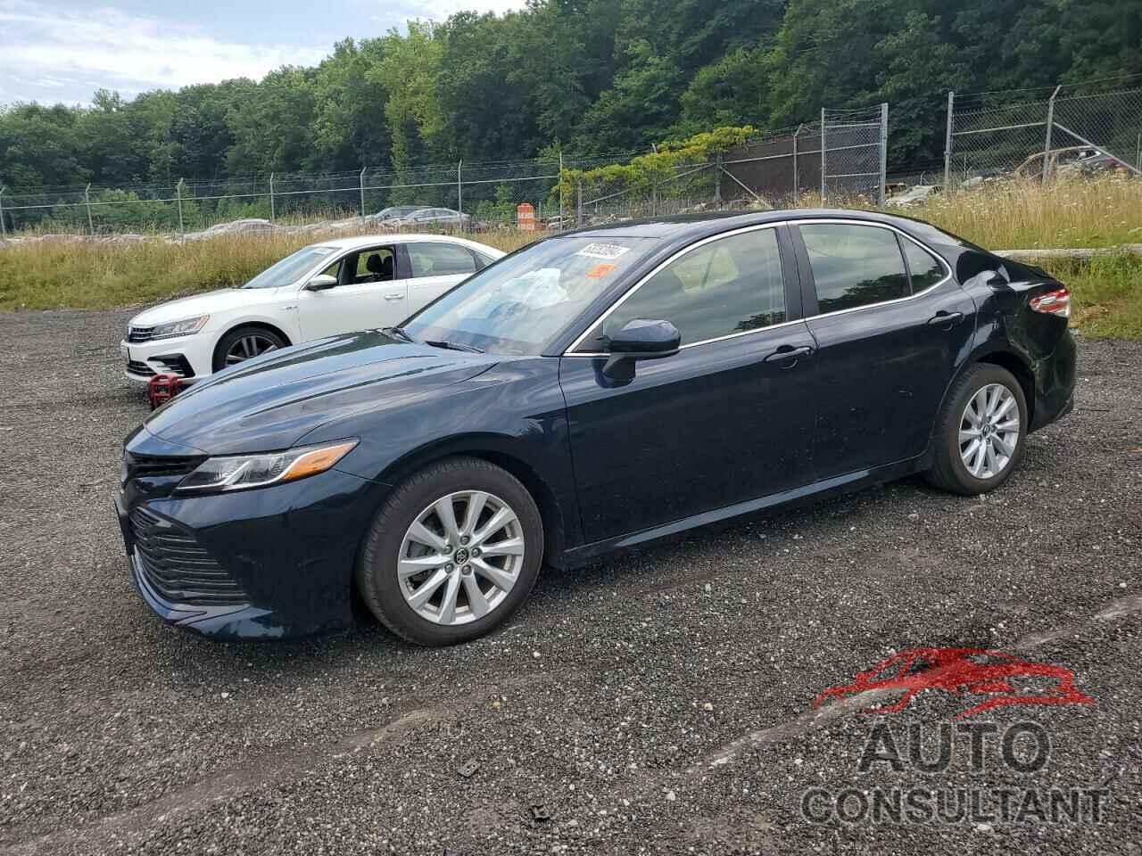TOYOTA CAMRY 2018 - JTNB11HKXJ3026232