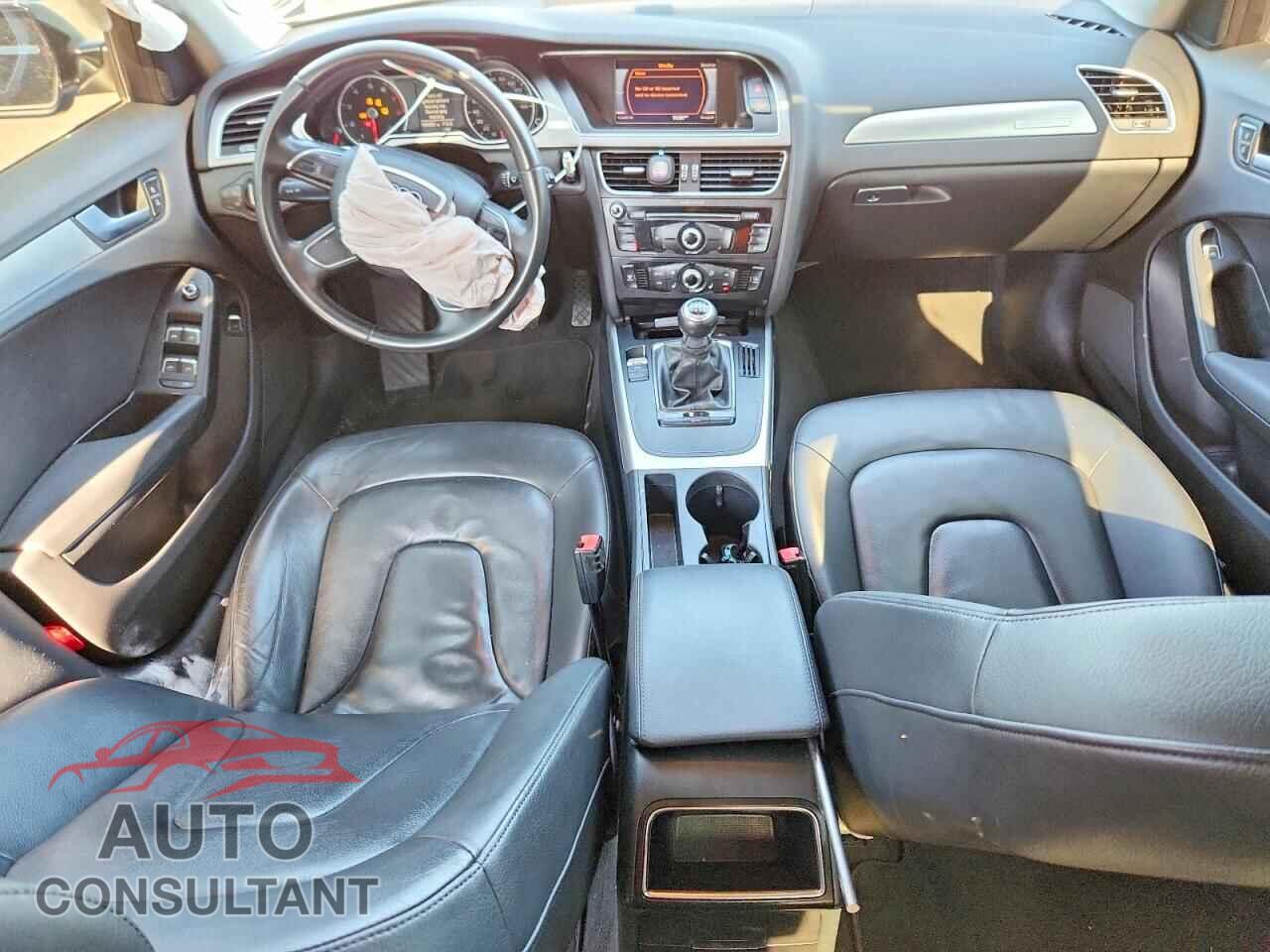 AUDI A4 2013 - WAUDFAFL1DN031464
