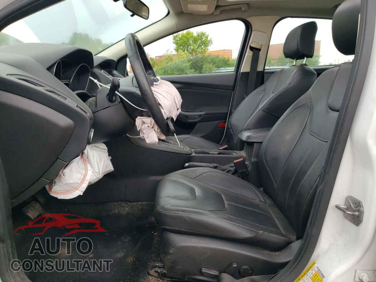 FORD FOCUS 2016 - 1FADP3F29GL358431