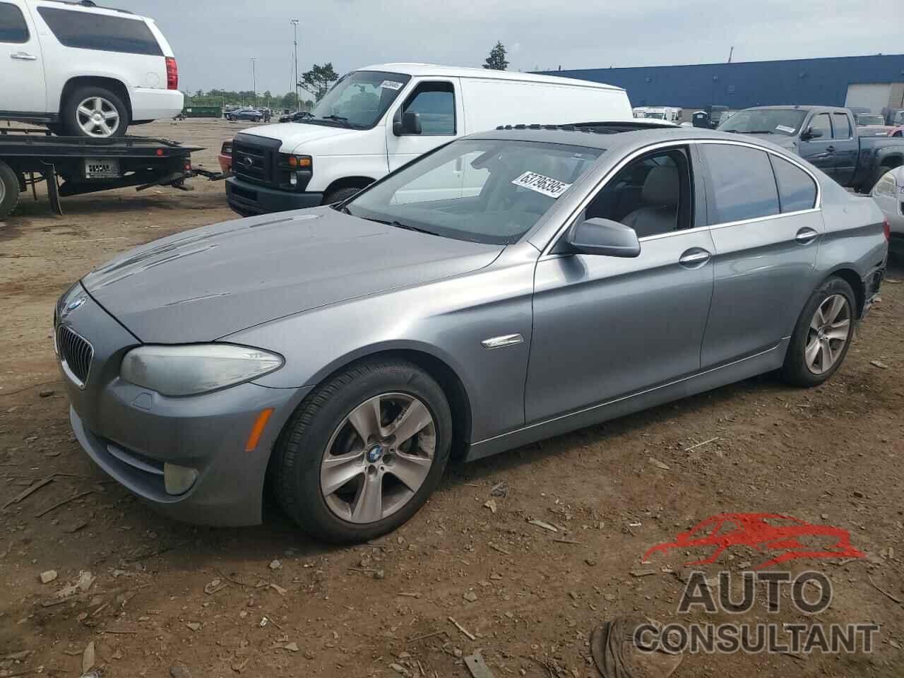 BMW 5 SERIES 2011 - WBAFR1C51BC750602