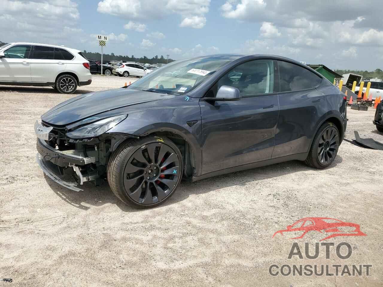 TESLA MODEL Y 2023 - 7SAYGDEF8PF921500