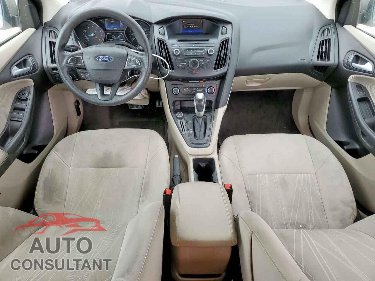 FORD FOCUS 2015 - 1FADP3F26FL293469