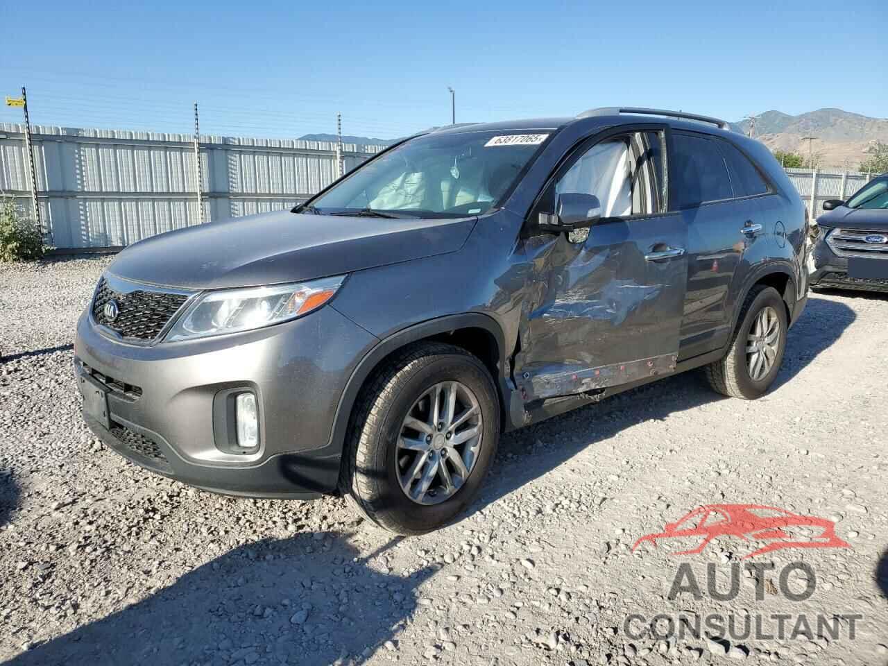 KIA SORENTO 2015 - 5XYKTCA62FG553241