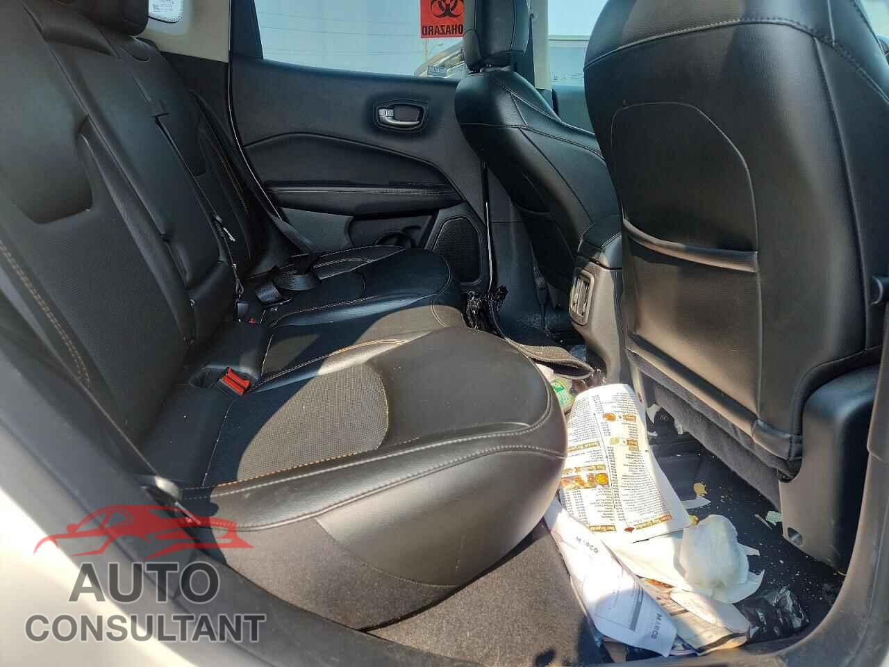 JEEP COMPASS 2020 - 3C4NJDCB4LT245883