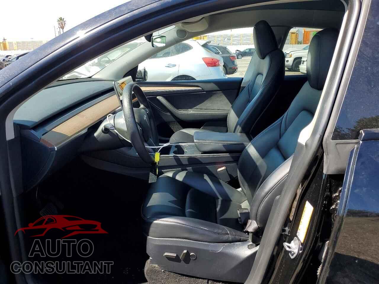 TESLA MODEL Y 2024 - 7SAYGDED3RF057666