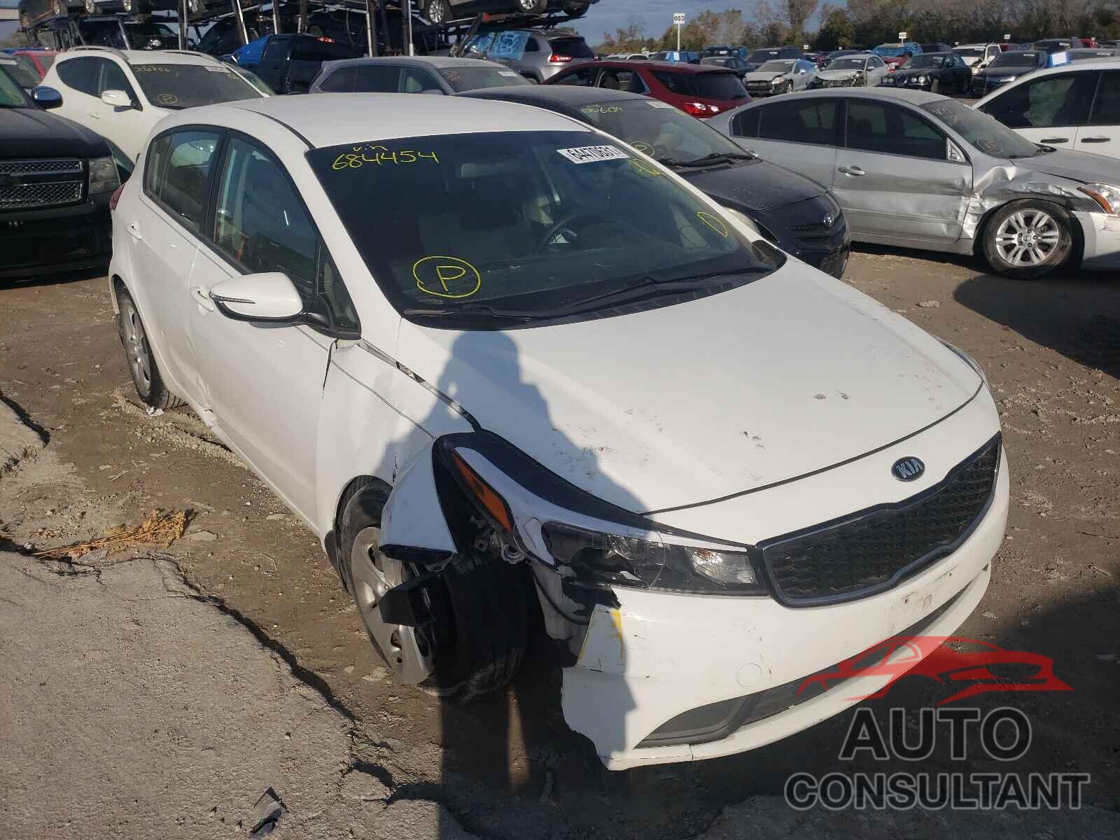 KIA FORTE 2017 - KNAFK5A82H5684454