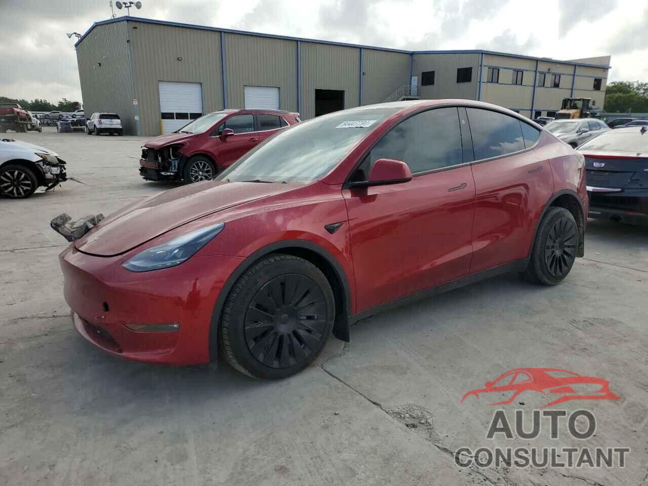 TESLA MODEL Y 2024 - 7SAYGAEE3RF075527