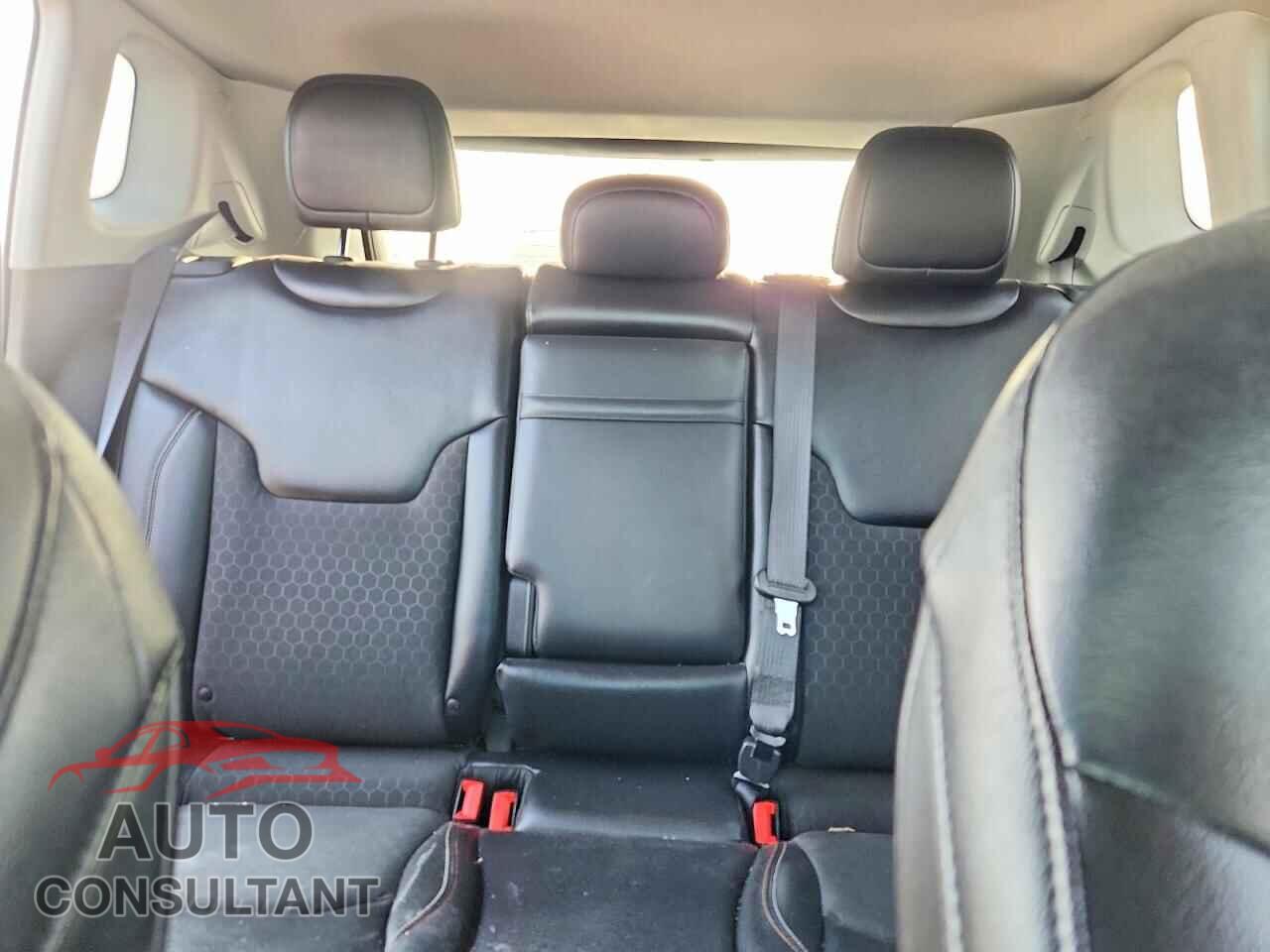 JEEP COMPASS 2017 - 3C4NJCBB8HT607457