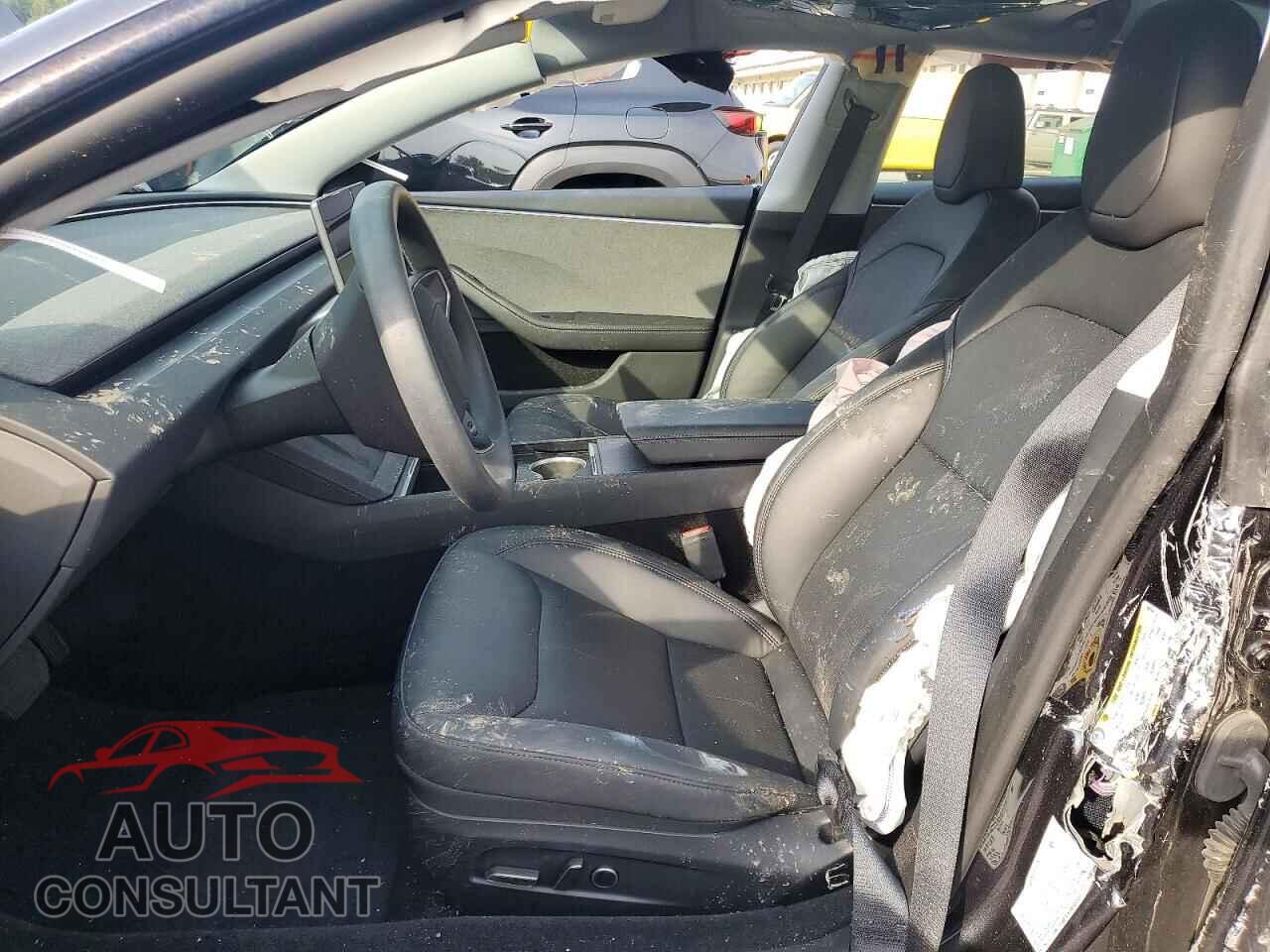 TESLA MODEL 3 2024 - 5YJ3E1EA5RF868936