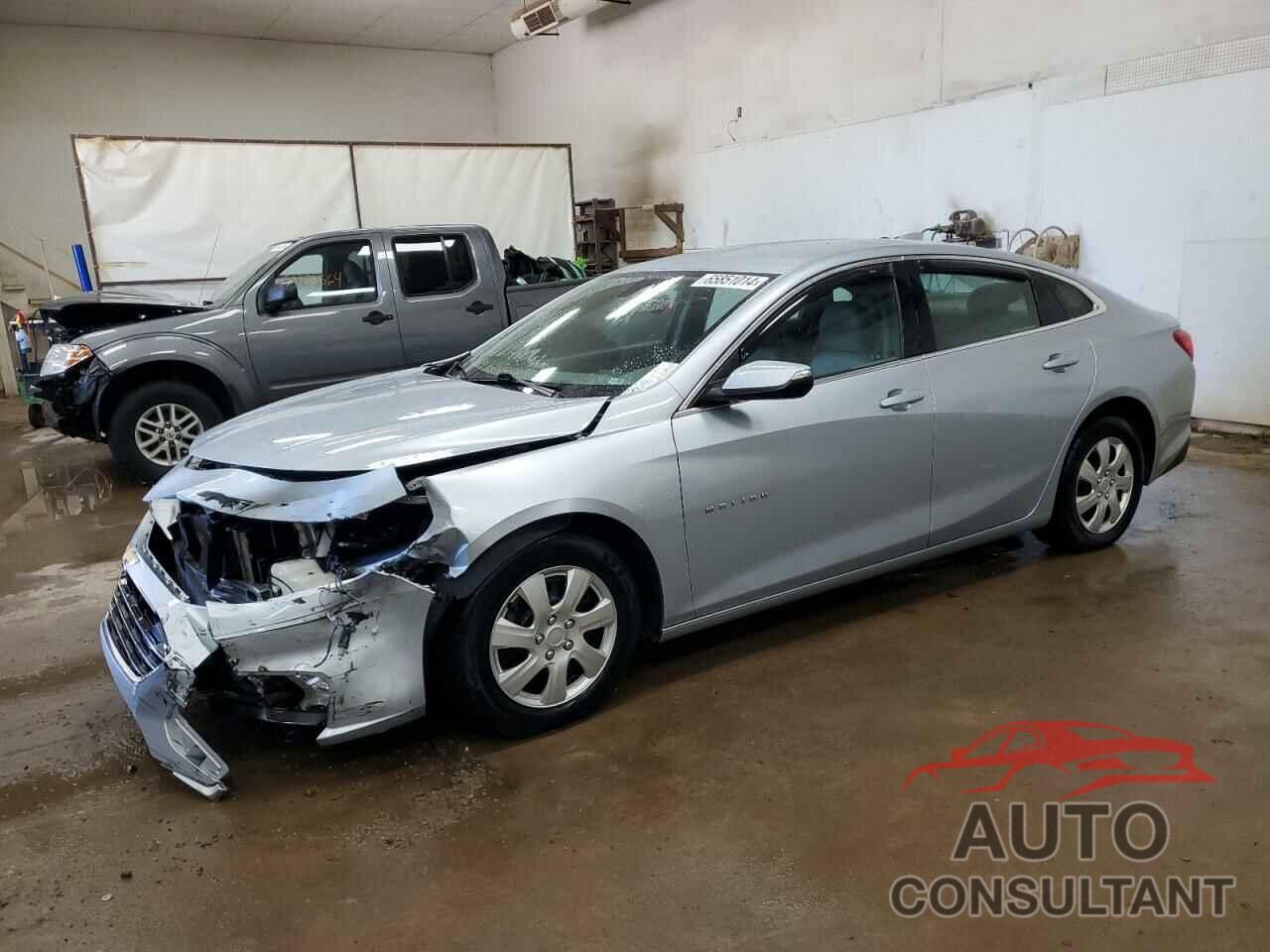 CHEVROLET MALIBU 2017 - 1G1ZE5ST1HF124406