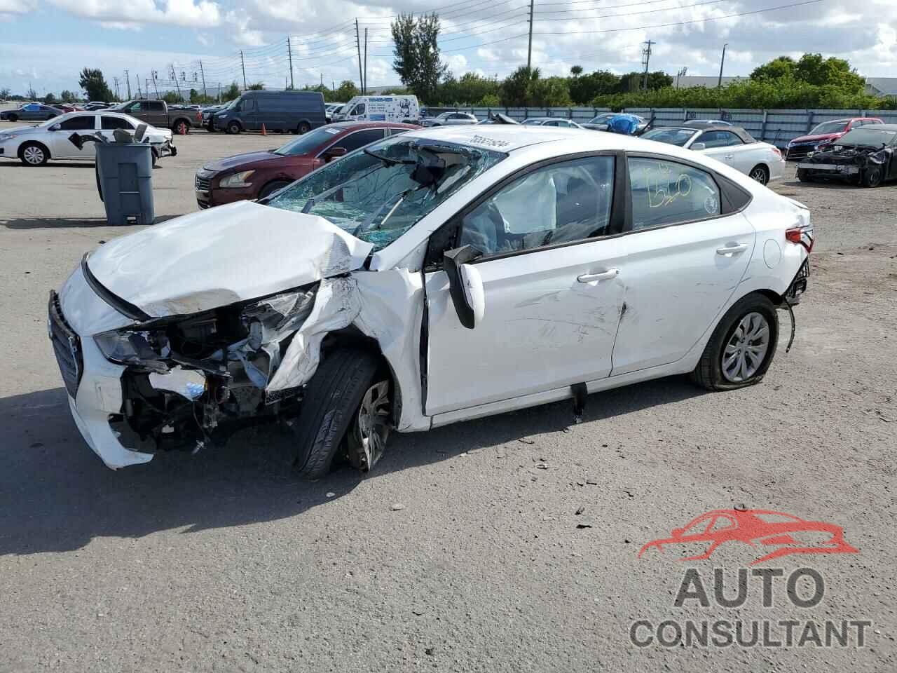 HYUNDAI ACCENT 2018 - 3KPC24A3XJE016366