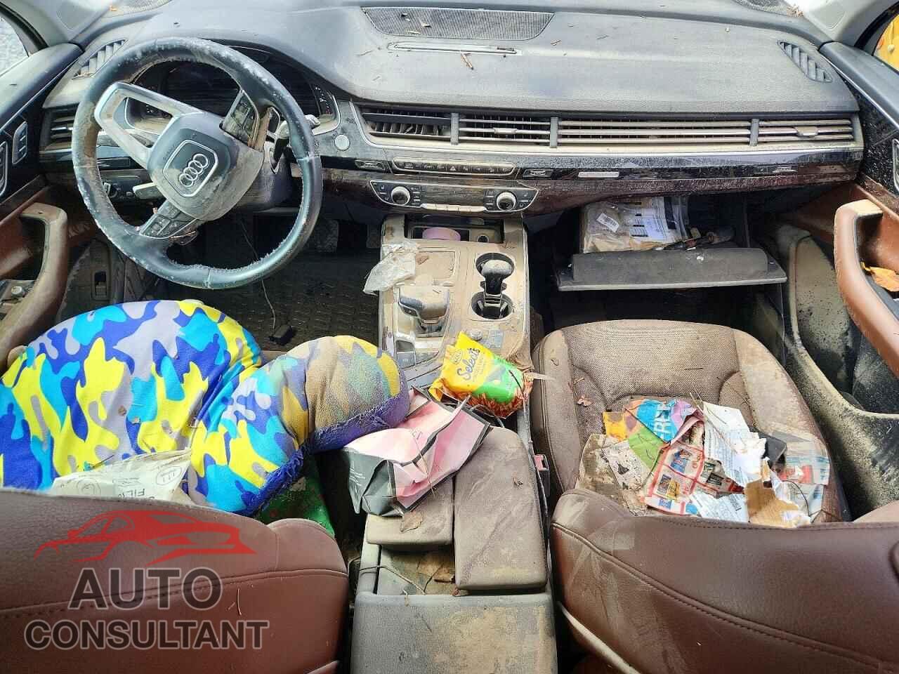 AUDI Q7 2019 - WA1LAAF70KD020081