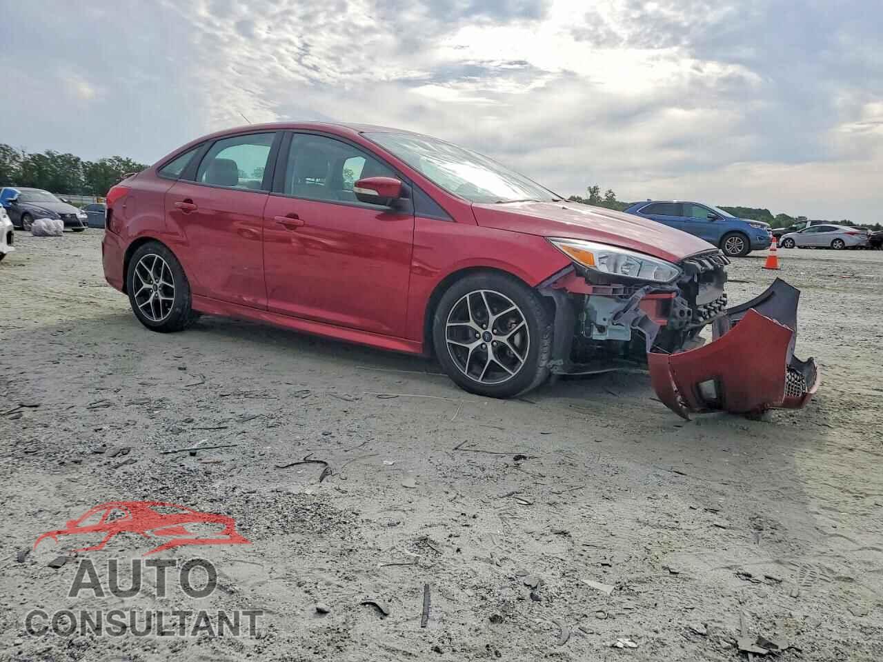 FORD FOCUS 2015 - 1FADP3F2XFL238331