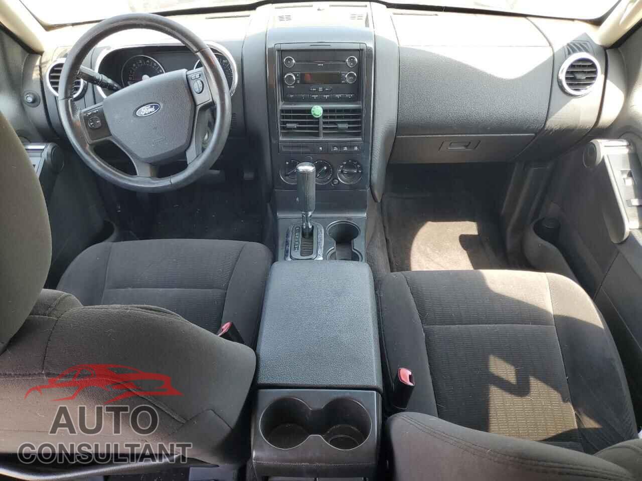 FORD EXPLORER 2010 - 1FMEU7DE0AUB03403