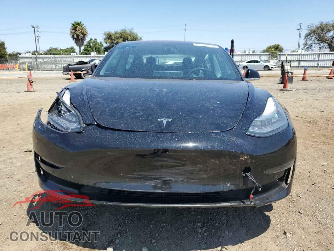 TESLA MODEL 3 2018 - 5YJ3E1EA9JF012561