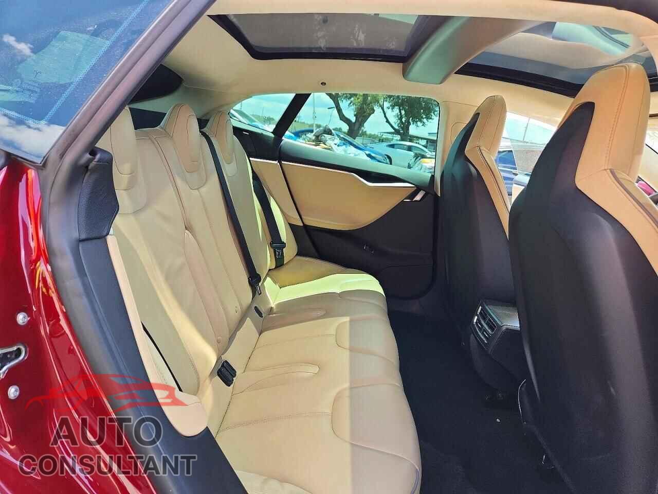 TESLA MODEL S 2012 - 5YJSA1DP2CFS01052