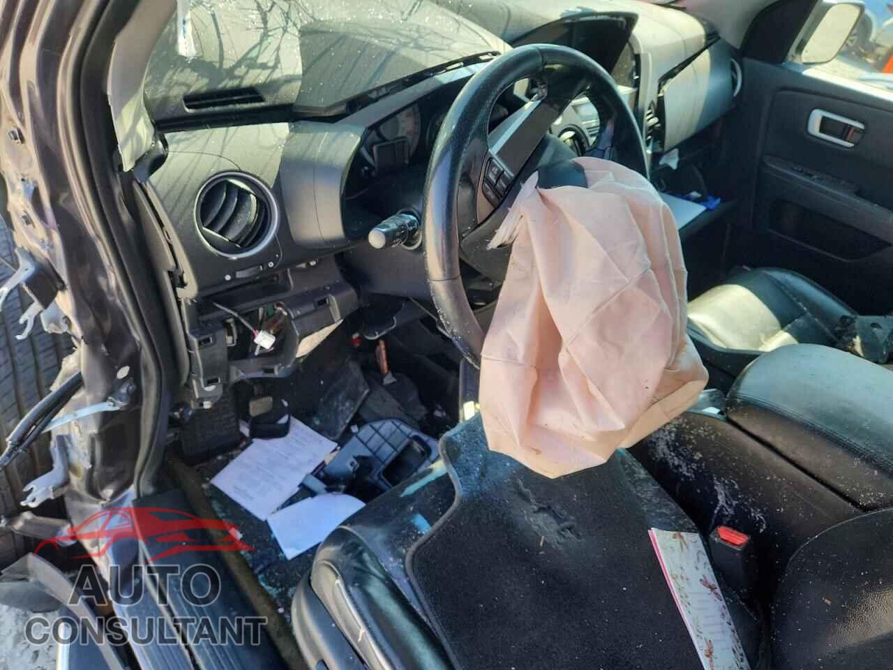 HONDA PILOT 2015 - 5FNYF3H59FB026366