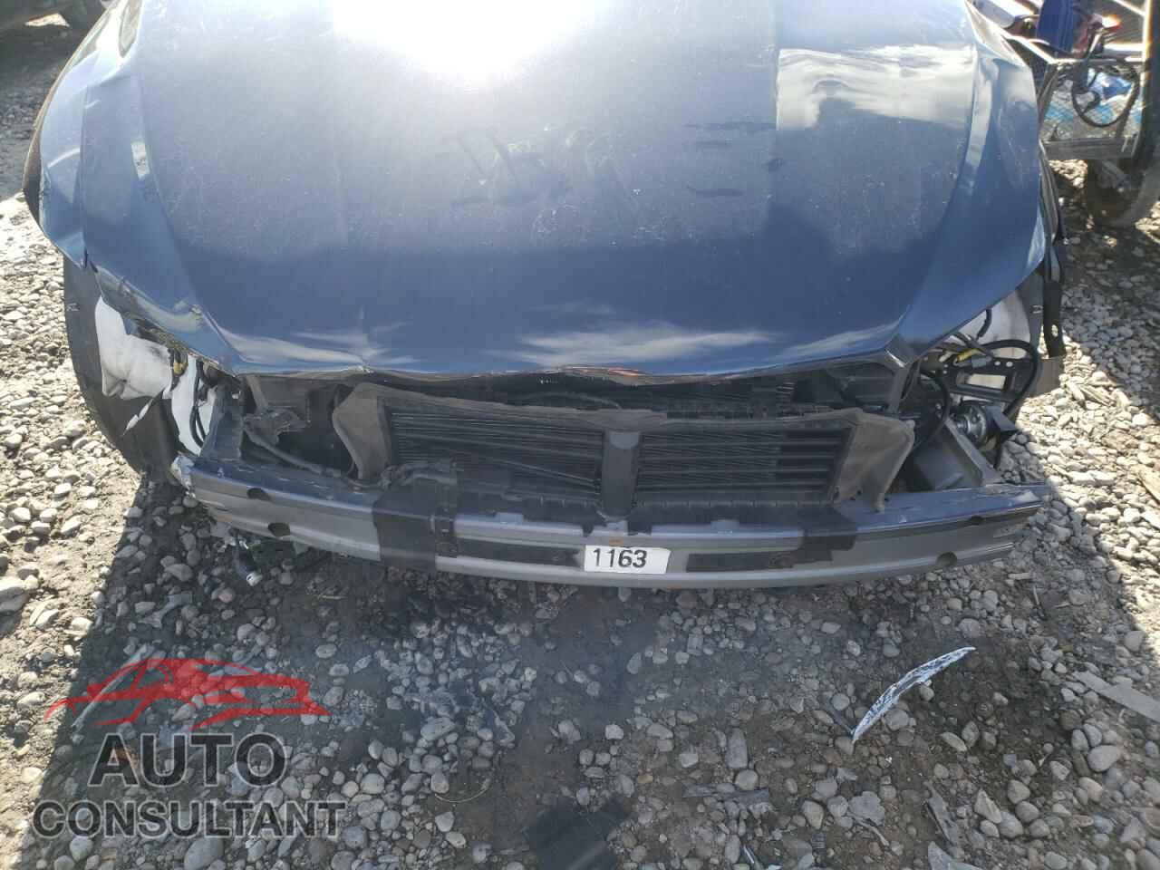 FORD TAURUS 2017 - 1FAHP2E84HG112690