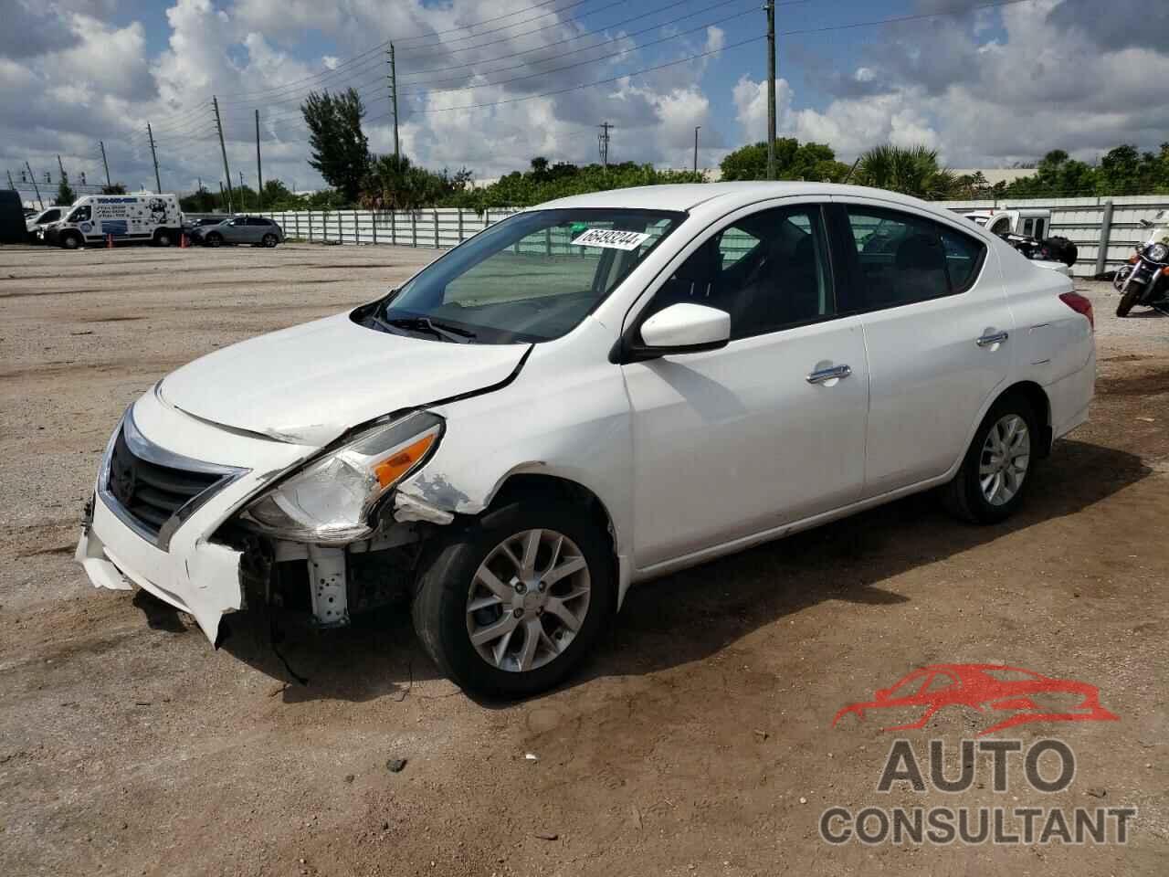 NISSAN VERSA 2018 - 3N1CN7AP1JL833378