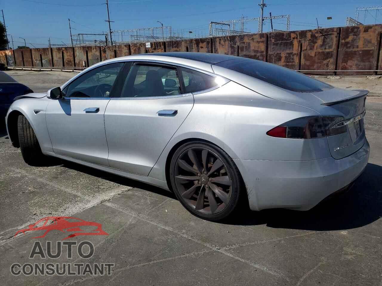 TESLA MODEL S 2016 - 5YJSA1E24GF153739