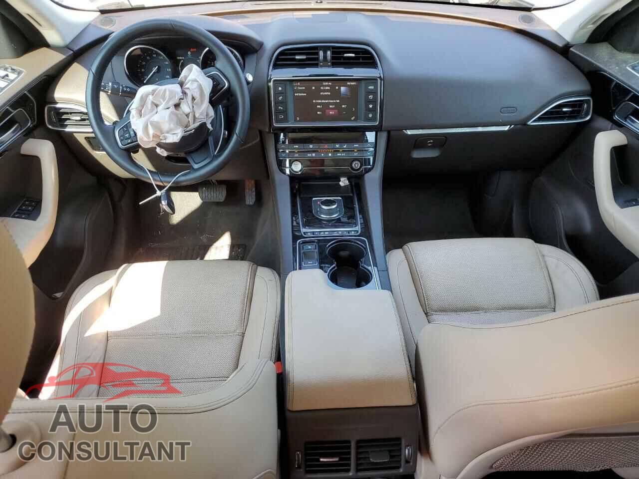 JAGUAR F-PACE 2017 - SADCK2BV9HA895476