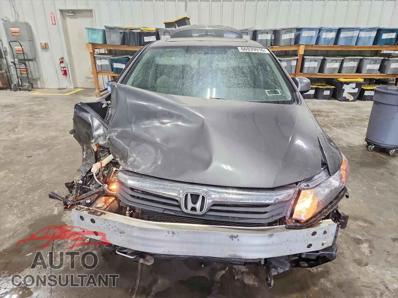 HONDA CIVIC 2012 - 2HGFB2F93CH521804