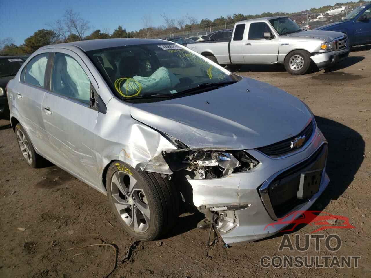 CHEVROLET SONIC 2018 - 1G1JF5SB8J4138239