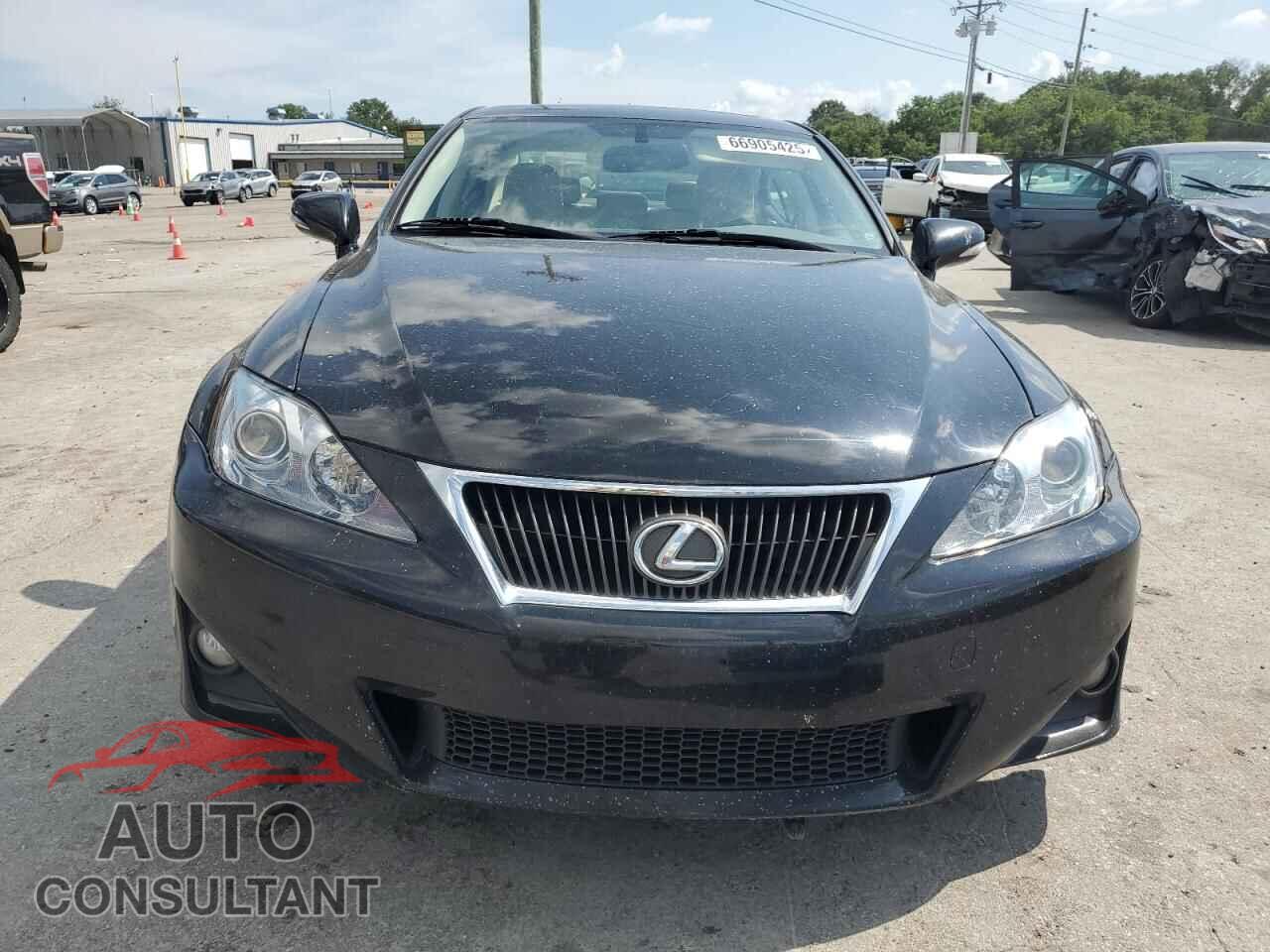 LEXUS IS 2013 - JTHBF5C20D5187703