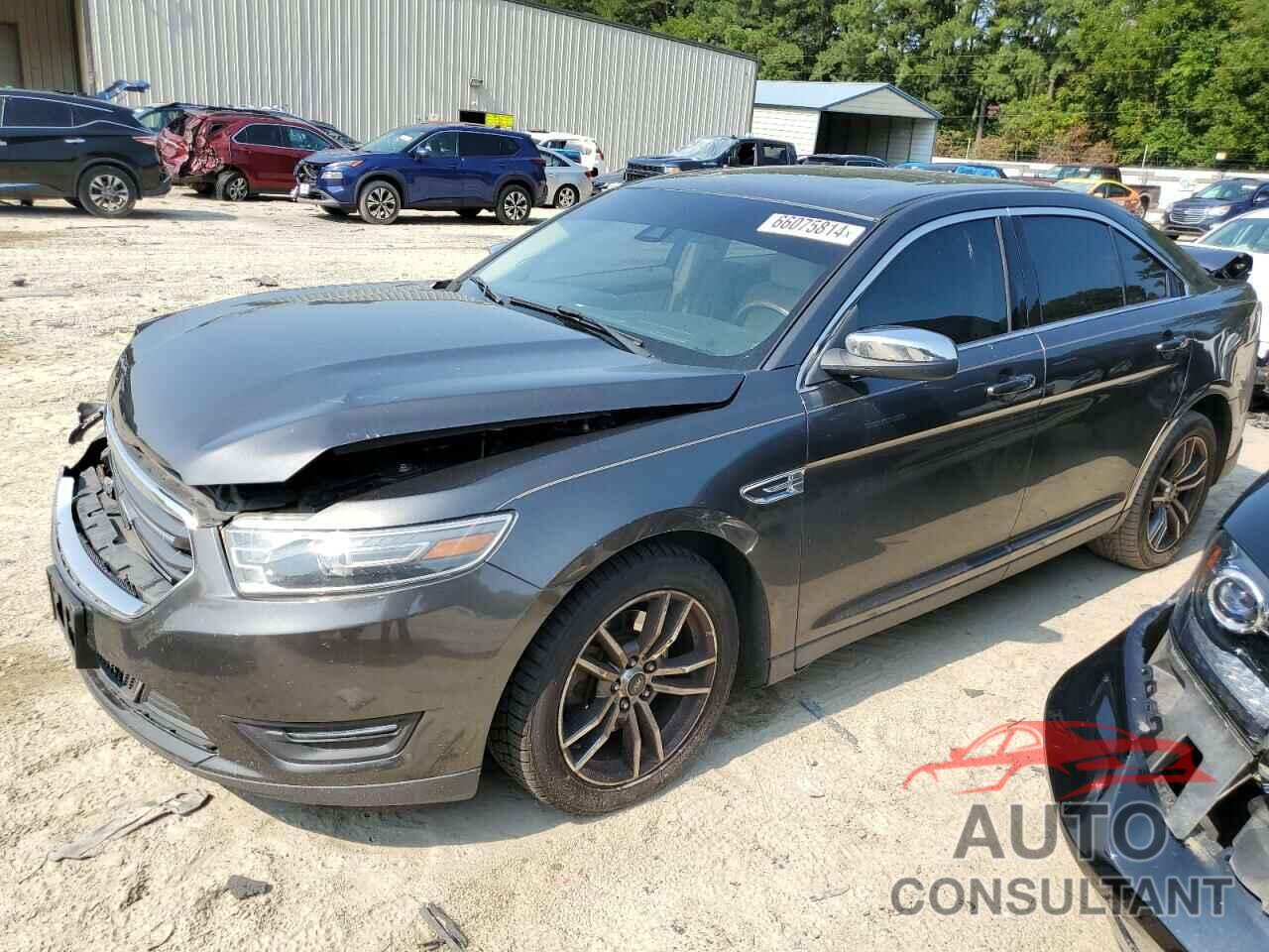 FORD TAURUS 2018 - 1FAHP2F8XJG115016