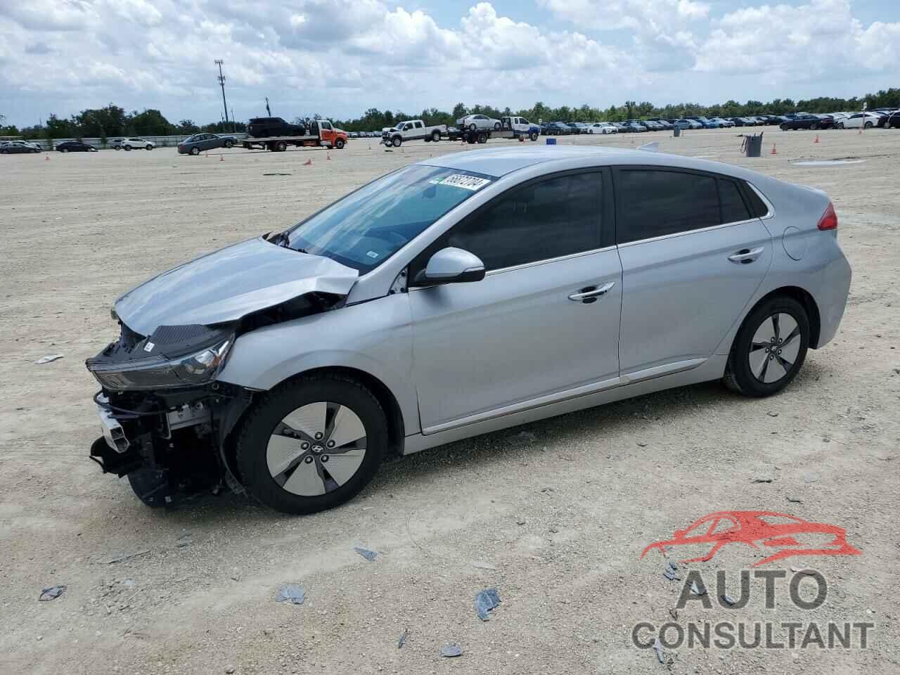 HYUNDAI IONIQ 2021 - KMHC75LC3MU255909