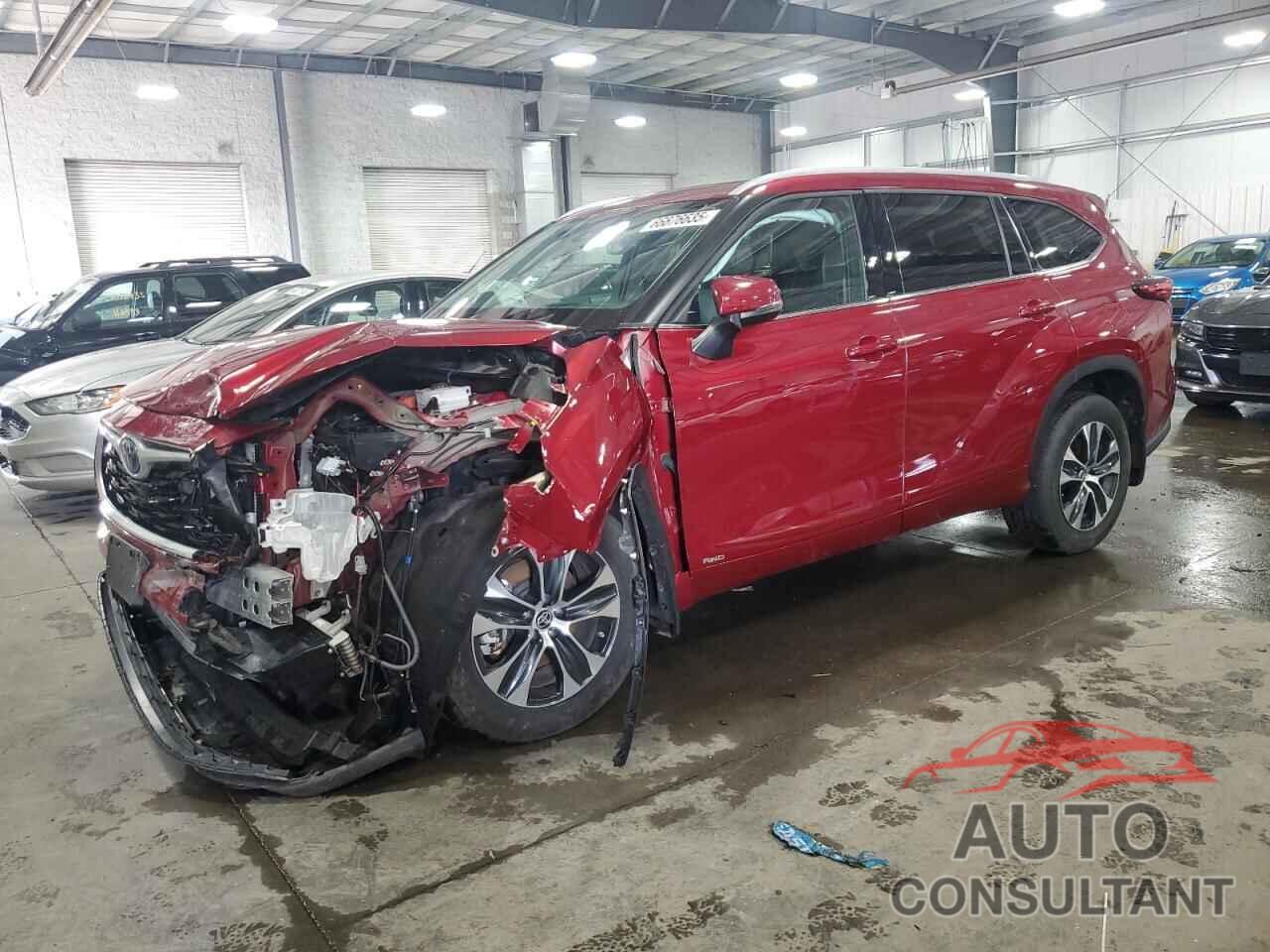 TOYOTA HIGHLANDER 2022 - 5TDHBRCH9NS557643